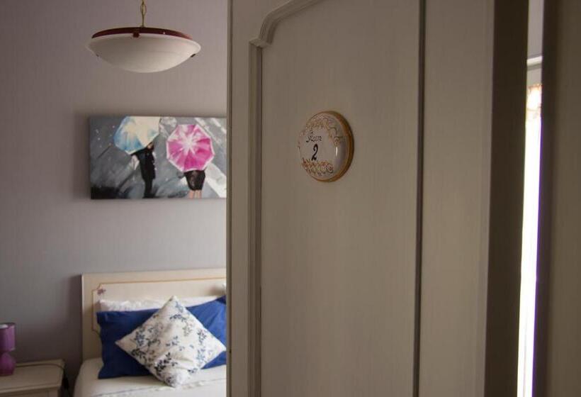 تختخواب و صبحانه Terra Di Sole