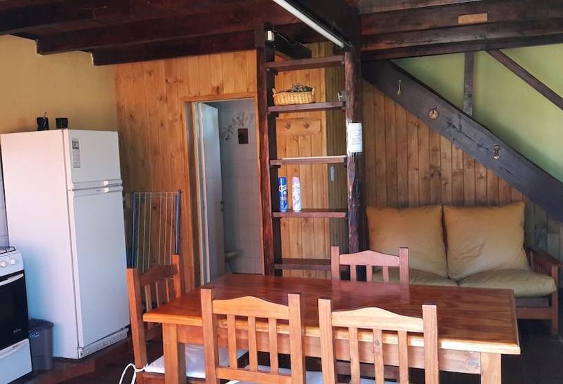 Cabanas Valle Del Pirque