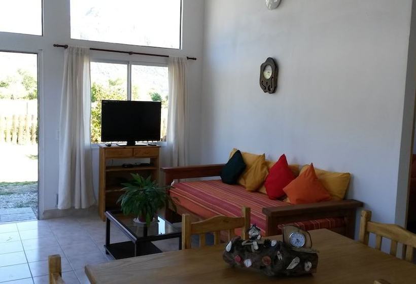 Cabanas Valle Del Pirque