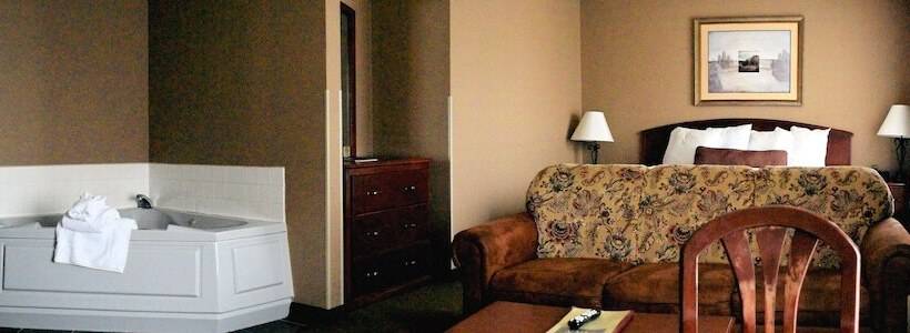 בית מלון כפרי Heartland Inn & Suites, Surestay Collection By Best Western