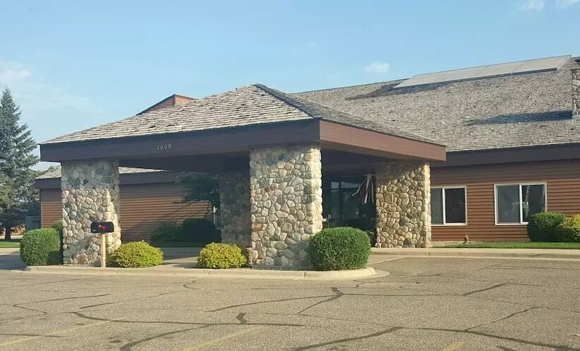 Hotelli Heartland Inn & Suites, Surestay Collection By Best Western