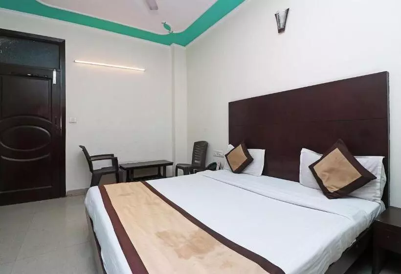 هتل L Aura Palace Deluxe