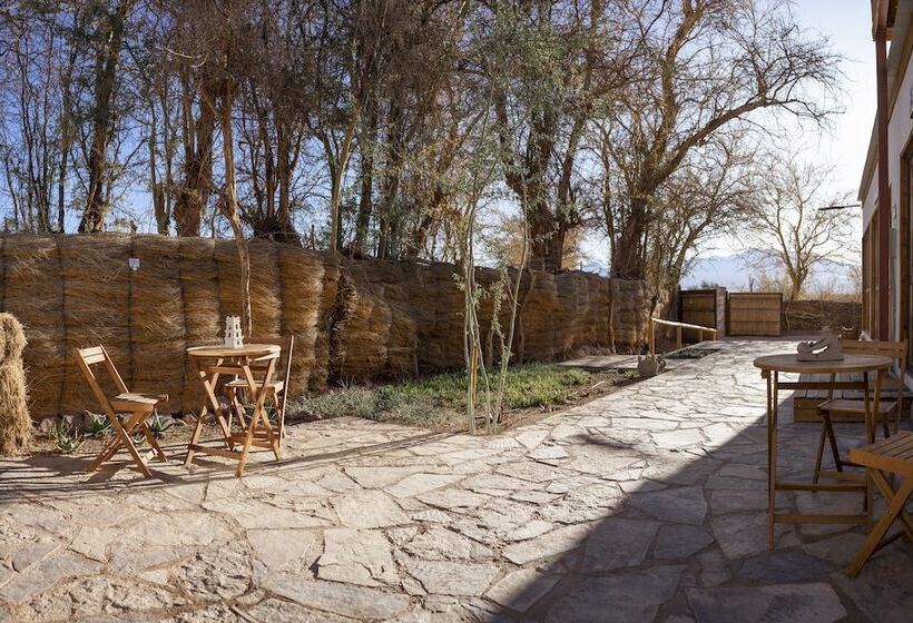 בית מלון כפרי Lodge Quelana