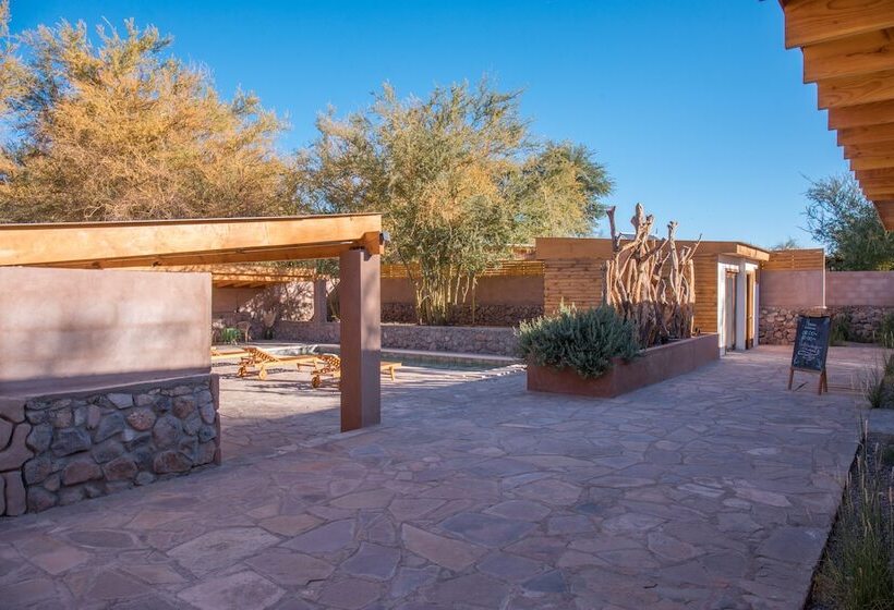 בית מלון כפרי Lodge Quelana