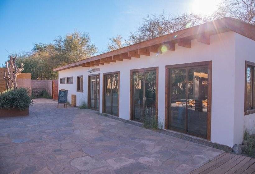 בית מלון כפרי Lodge Quelana