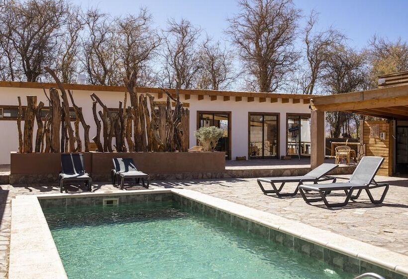 בית מלון כפרי Lodge Quelana