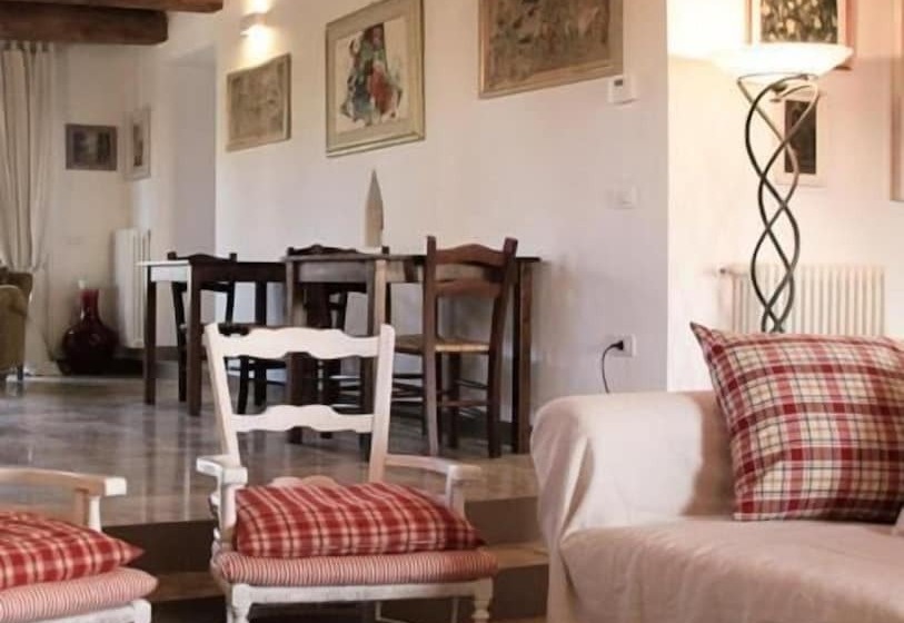 فندق ريفى Agriturismo Morattina