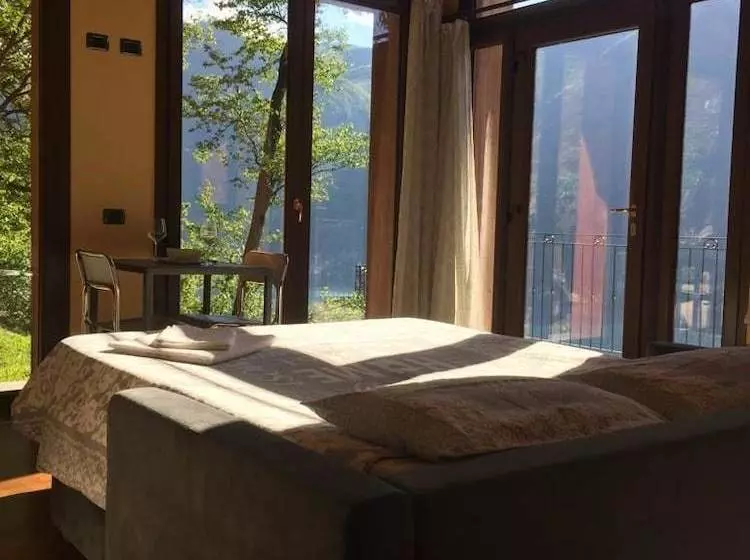 田舎風ホテル Baita La Morena Agriturismo