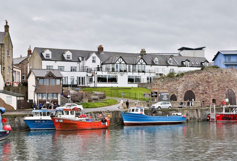 בית מלון כפרי The Bamburgh Castle Inn   The Inn Collection Group