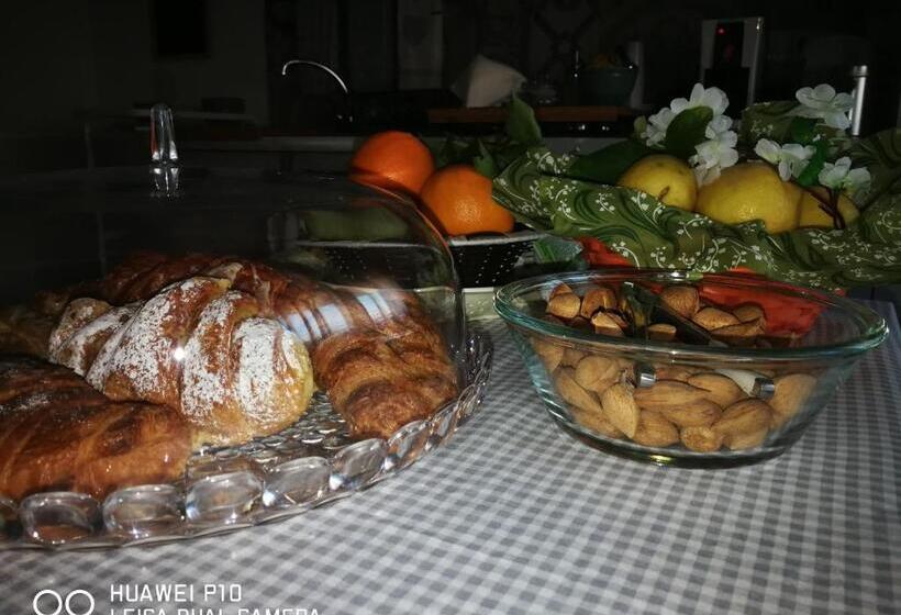 پانسیون Dimora Fraula Guest House