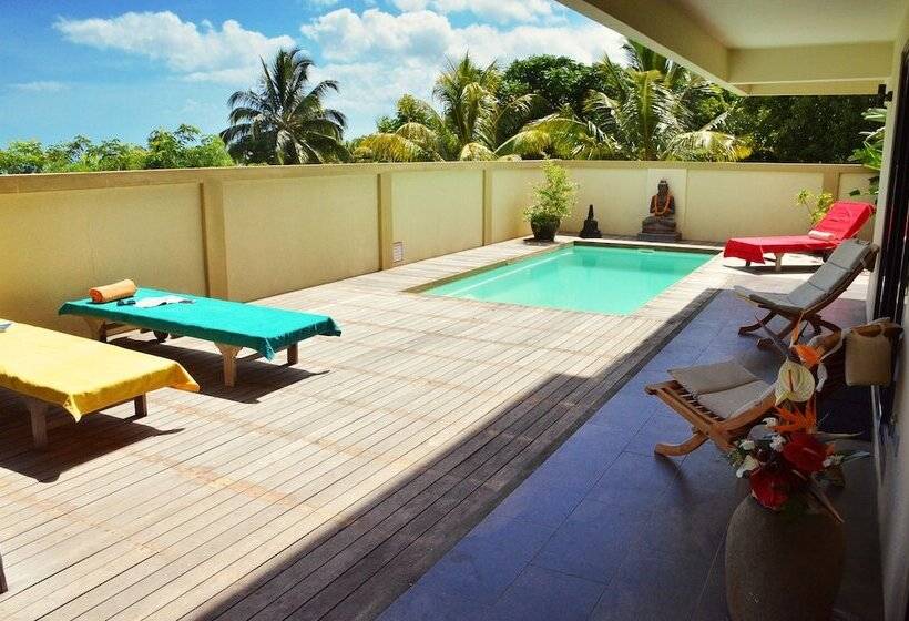 پانسیون Happy Days Guest House