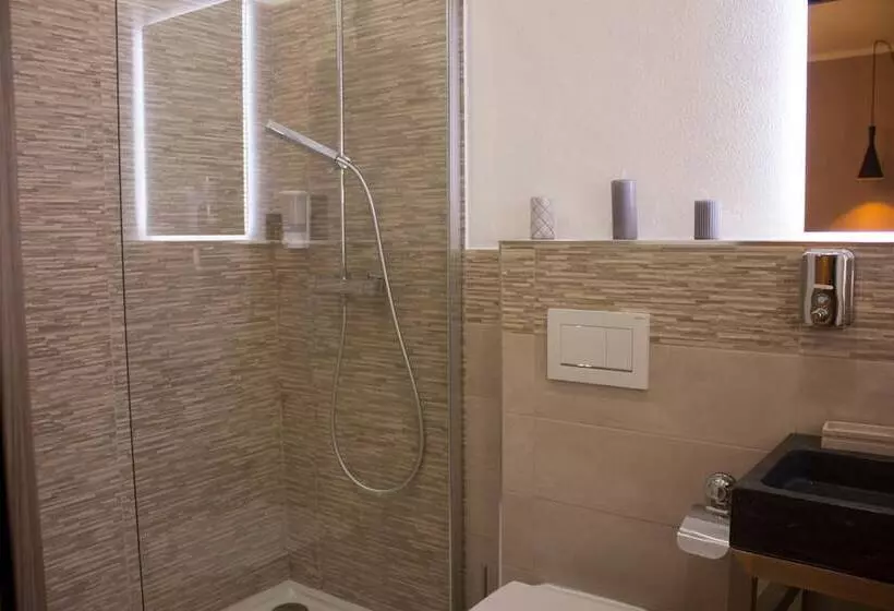 پانسیون Shardan Guest House