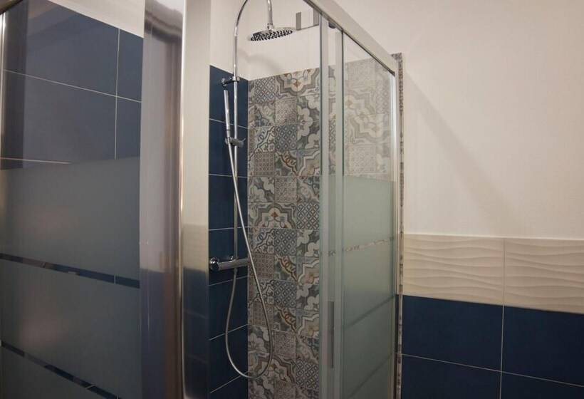 Panzió Shardan Guest House