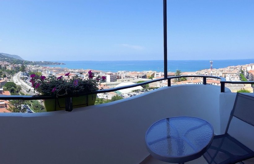 B&b Panorama   Self Check In