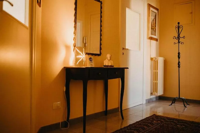 تختخواب و صبحانه Piazza Argento