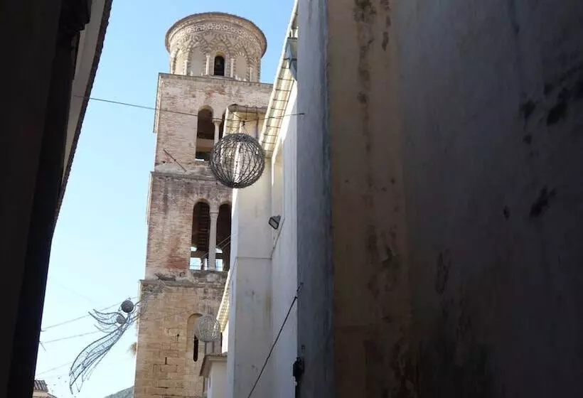 هتل B&b Centrale Salerno