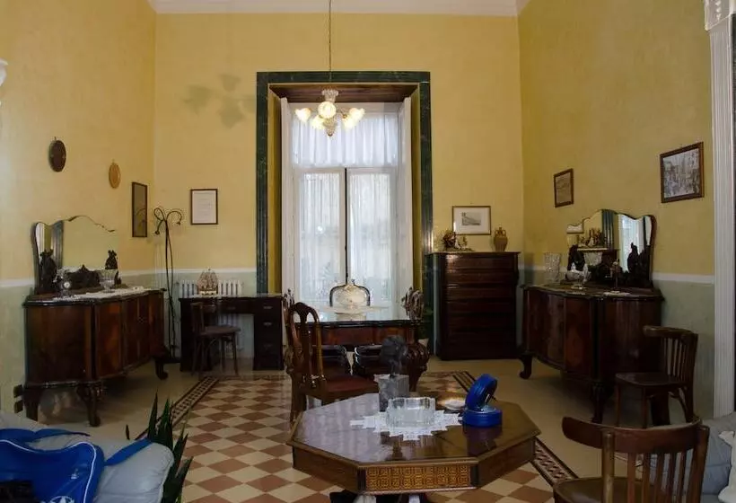 هتل B&b Centrale Salerno