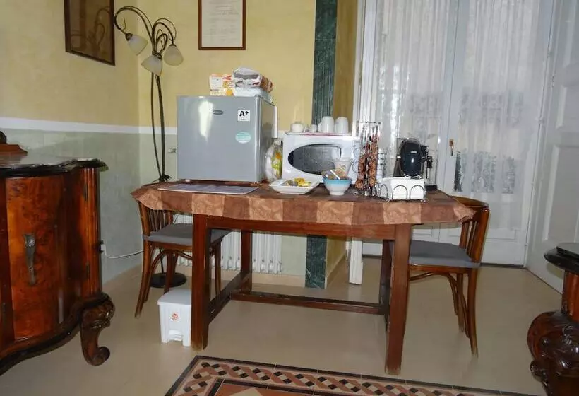 هتل B&b Centrale Salerno