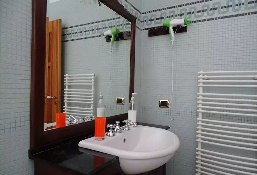 هتل B&b Centrale Salerno