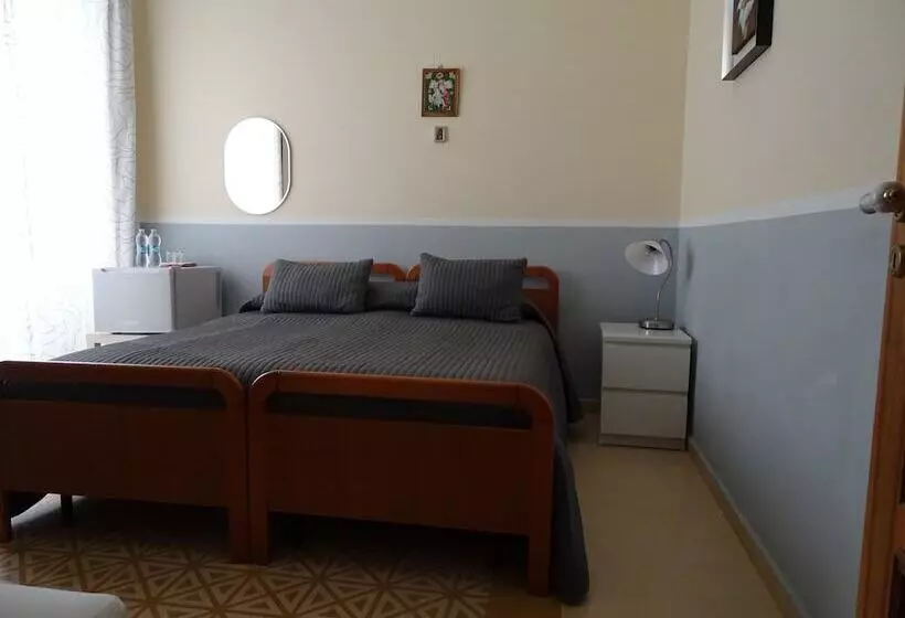 هتل B&b Centrale Salerno