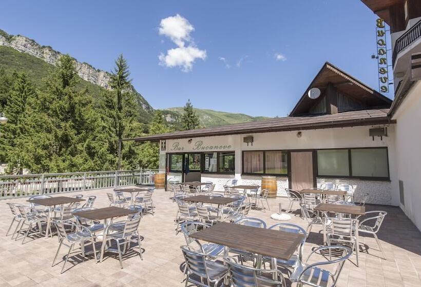 فندق Bucaneve