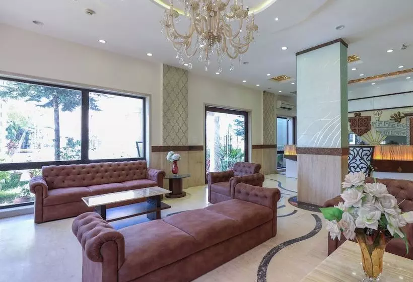 Collection O 49753 Hotel Supreme