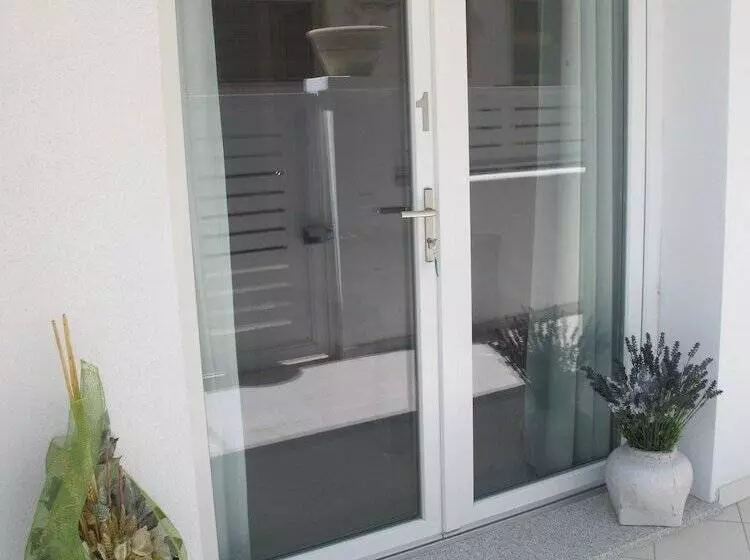 پانسیون Guest House Suite