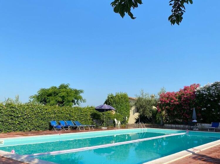 펜션 Residenza Cardinal Girolamo Di Moncelli