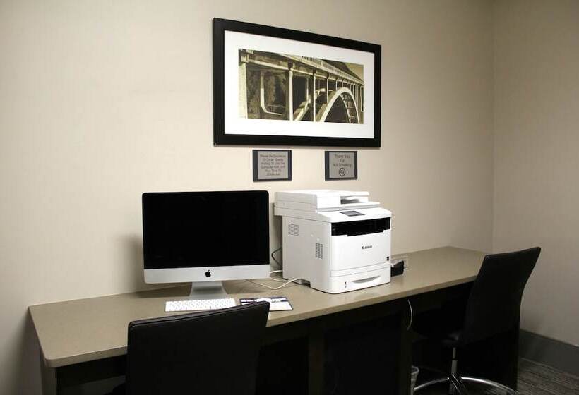 호텔 Comfort Inn & Suites Cartersville Emerson Lake Point