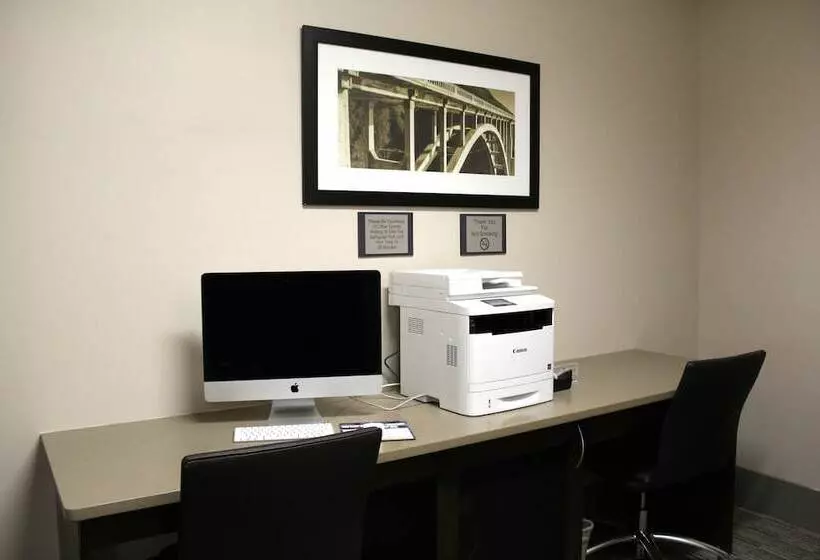 בית מלון כפרי Comfort Inn & Suites Cartersville   Emerson Lake Point