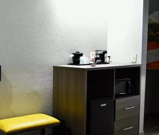 בית מלון כפרי Comfort Inn & Suites Cartersville   Emerson Lake Point