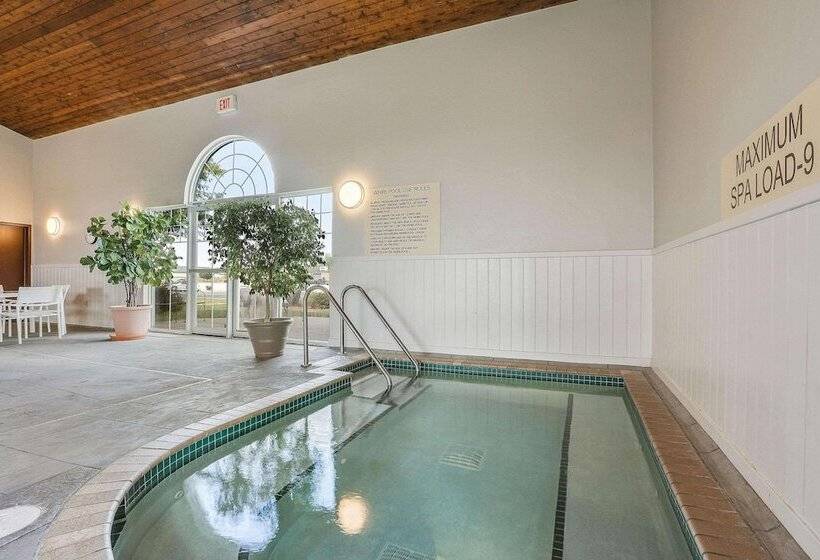 Отель Country Inn & Suites By Radisson, Green Bay, Wi