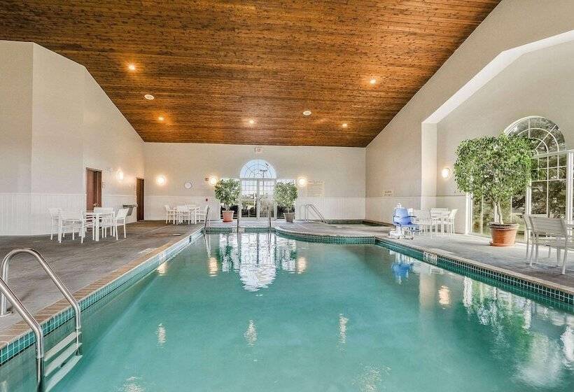 Отель Country Inn & Suites By Radisson, Green Bay, Wi