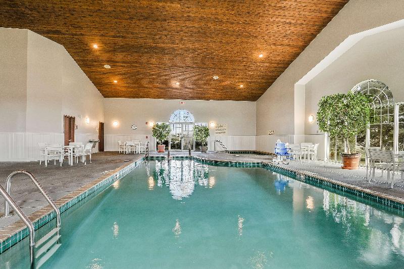 Отель Country Inn & Suites By Radisson, Green Bay, Wi