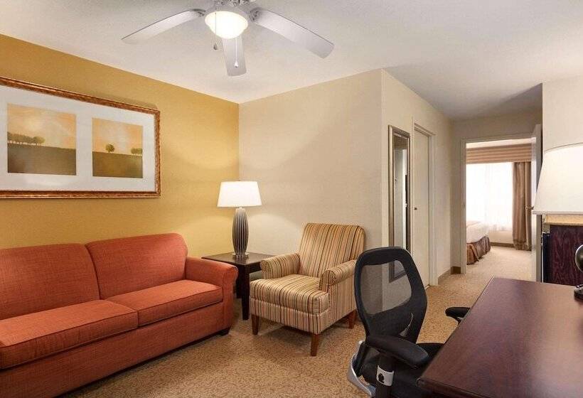 Отель Country Inn & Suites By Radisson, Savannah I 95 North, Ga