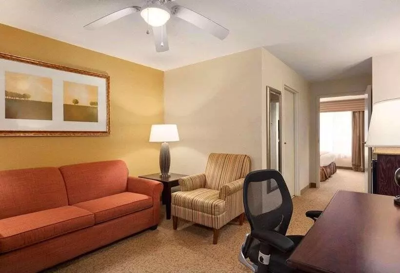 Hotel Country Inn & Suites By Radisson, Savannah I 95 North, Ga