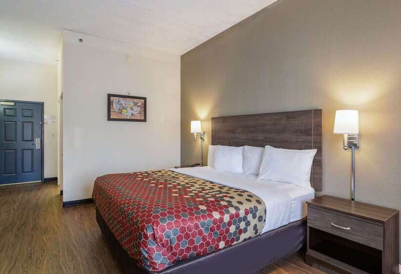 호텔 Econo Lodge Inn And Suites