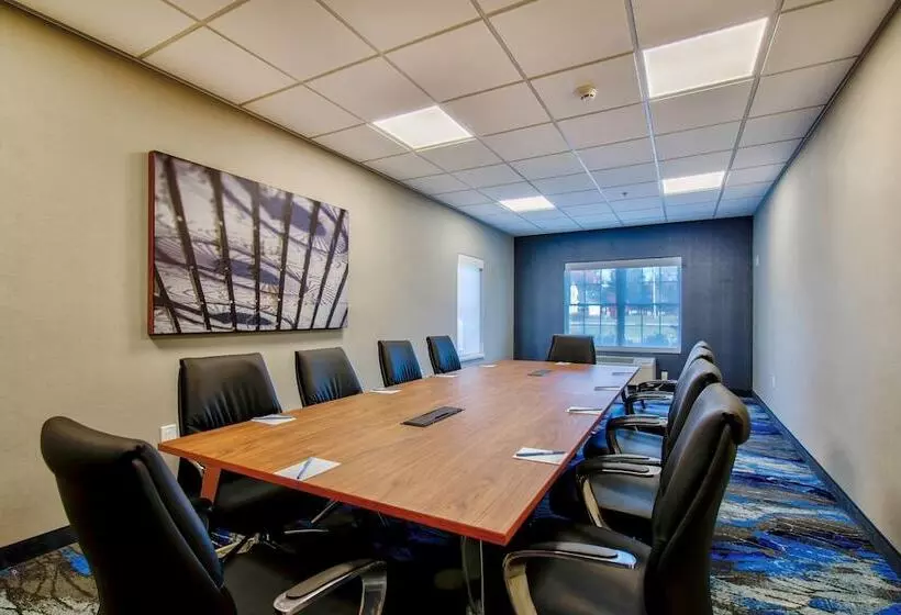 فندق Fairfield Inn & Suites By Marriott Cortland