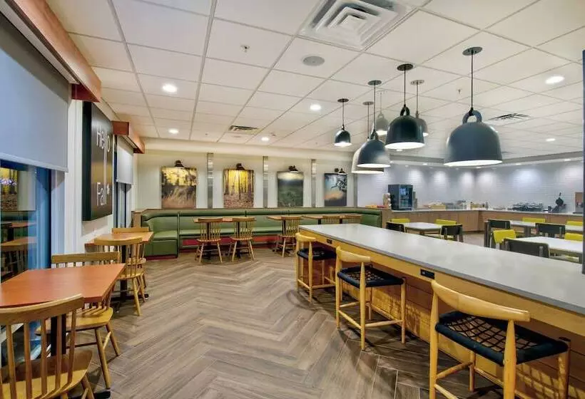 فندق Fairfield Inn & Suites By Marriott Cortland