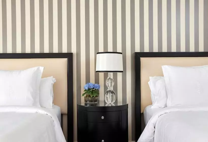 Four Seasons Hotel Prague