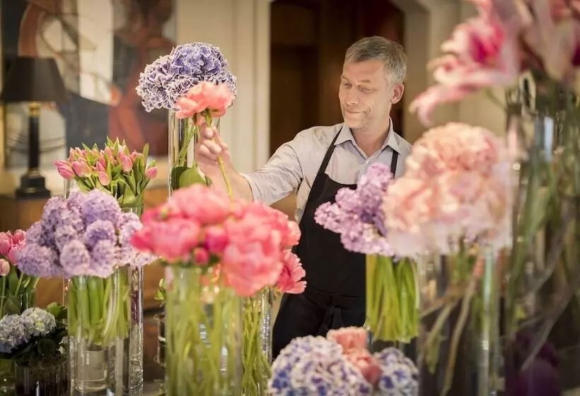 Four Seasons Hotel Prague