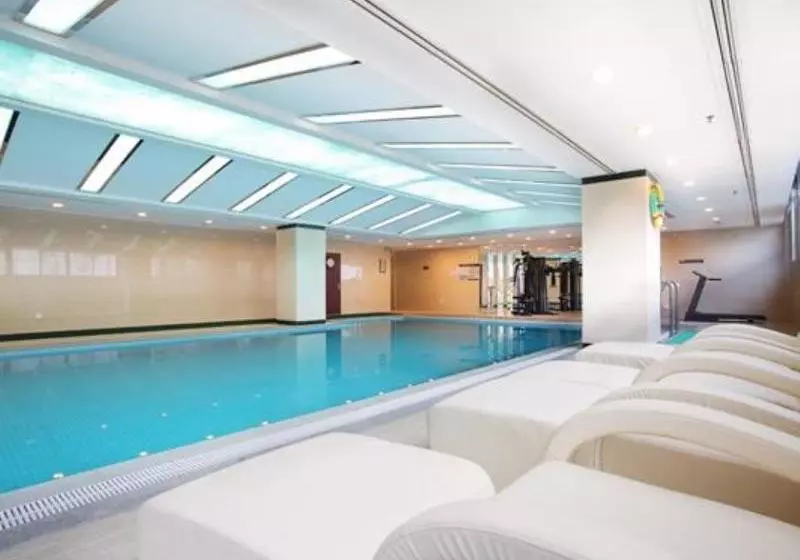 Отель Henan Plaza