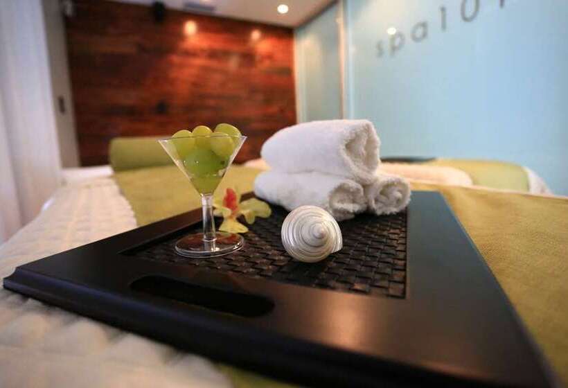 בית מלון כפרי Hilton Bentley Miami/south Beach