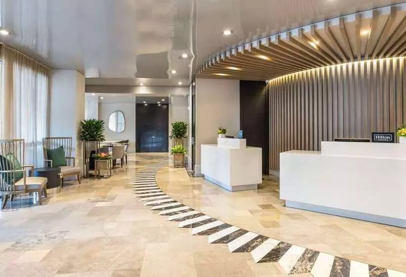 Отель Hilton Bentley Miami/south Beach