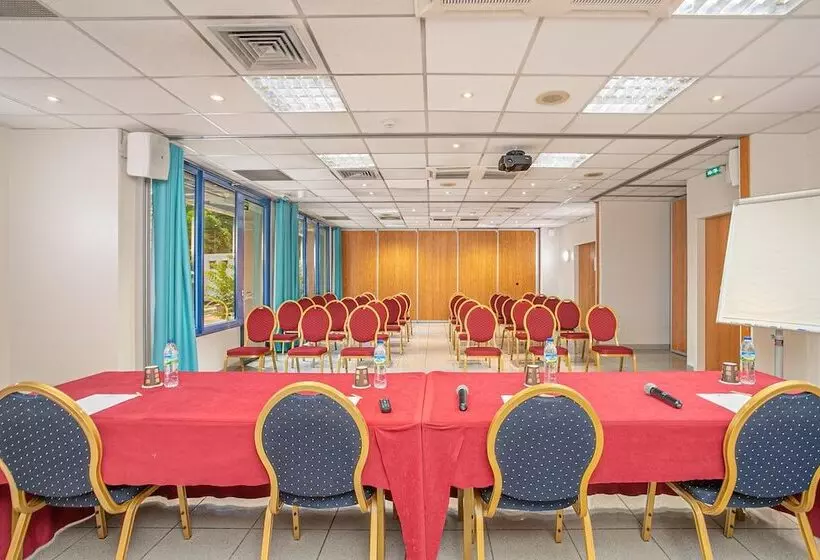 هتل Karibea La Valmeniere