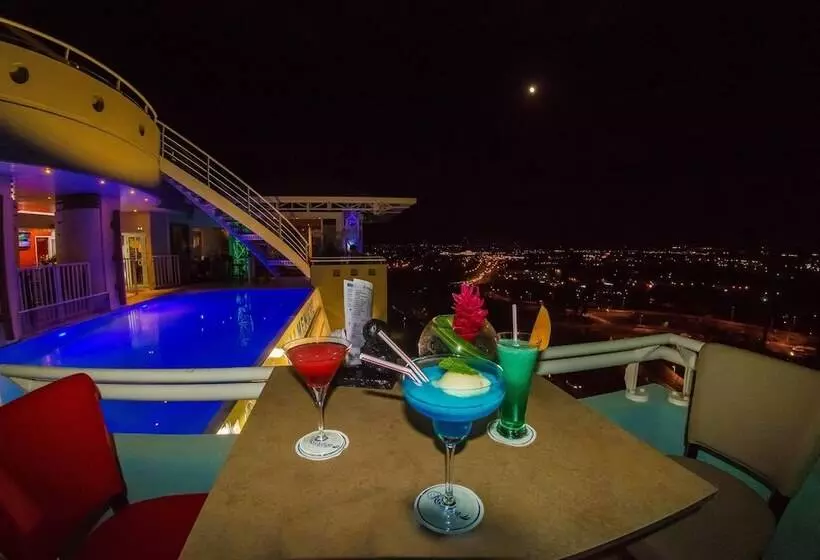 هتل Karibea La Valmeniere