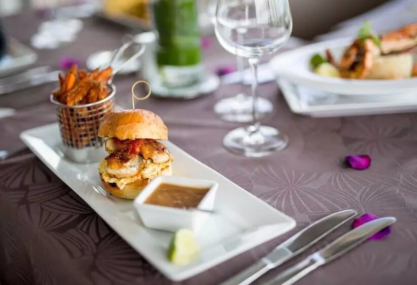 هتل Karibea La Valmeniere