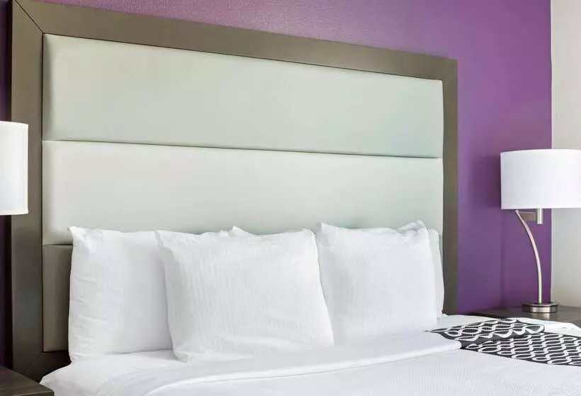 Отель La Quinta By Wyndham Pharr North Mcallen