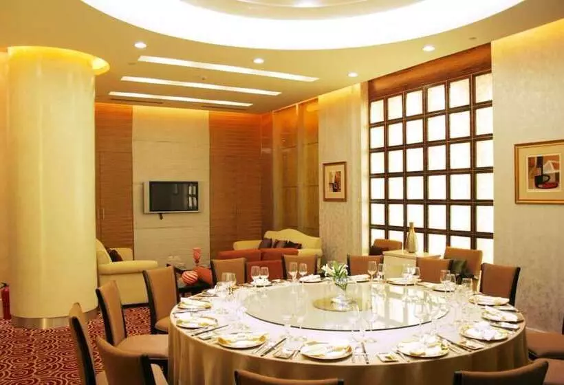 ホテル Luxemon Xinjiang Yindu