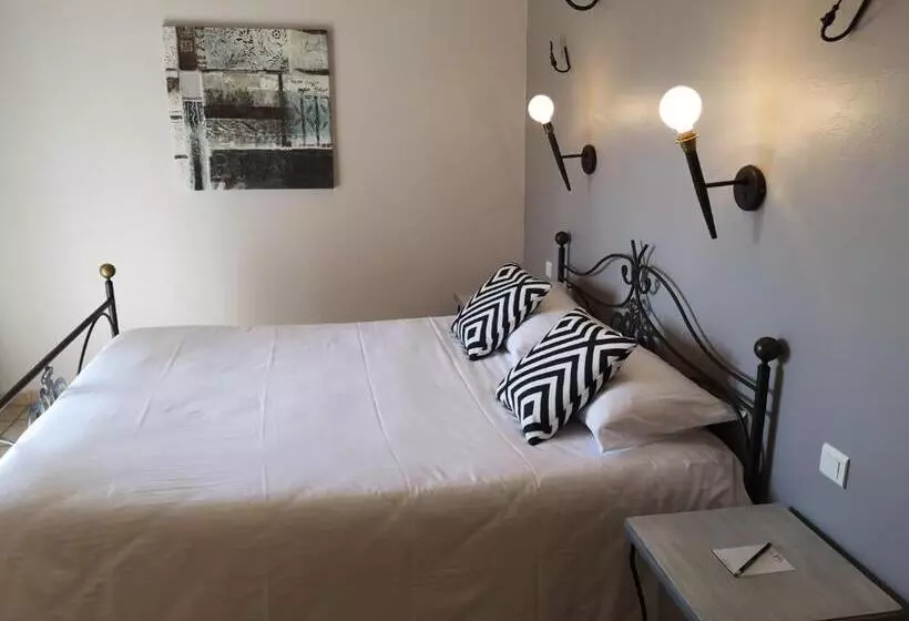 בית מלון כפרי Mas De La Senancole